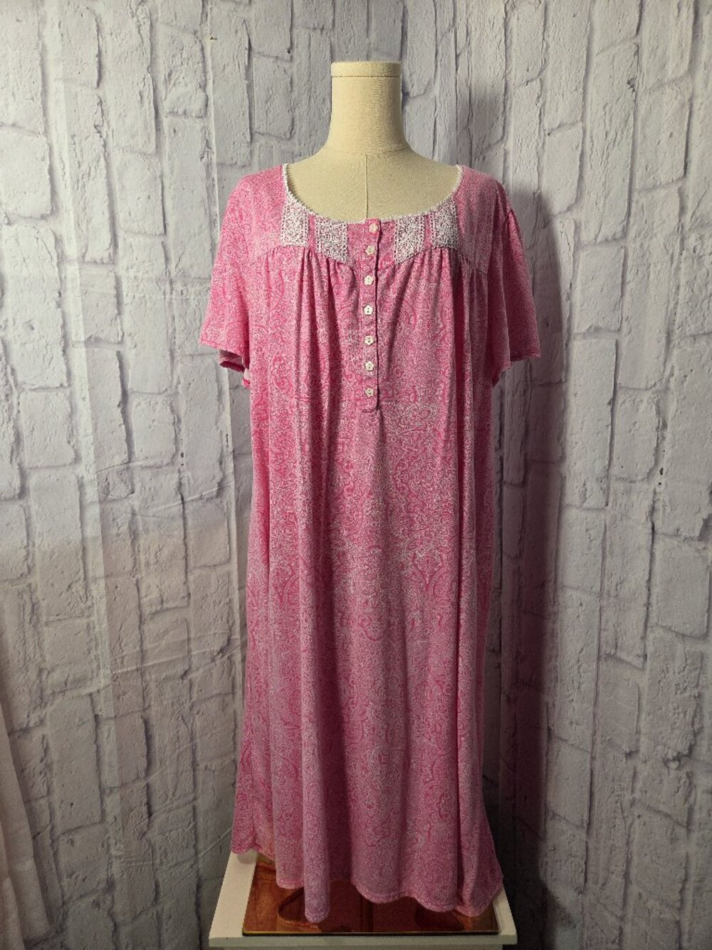 Pink White Paisley Print Lace Trim Short Sleeve Long Summer Nightgown (FLAW)